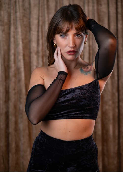 Top Andrea terciopelo negro (Colección Cápsula)